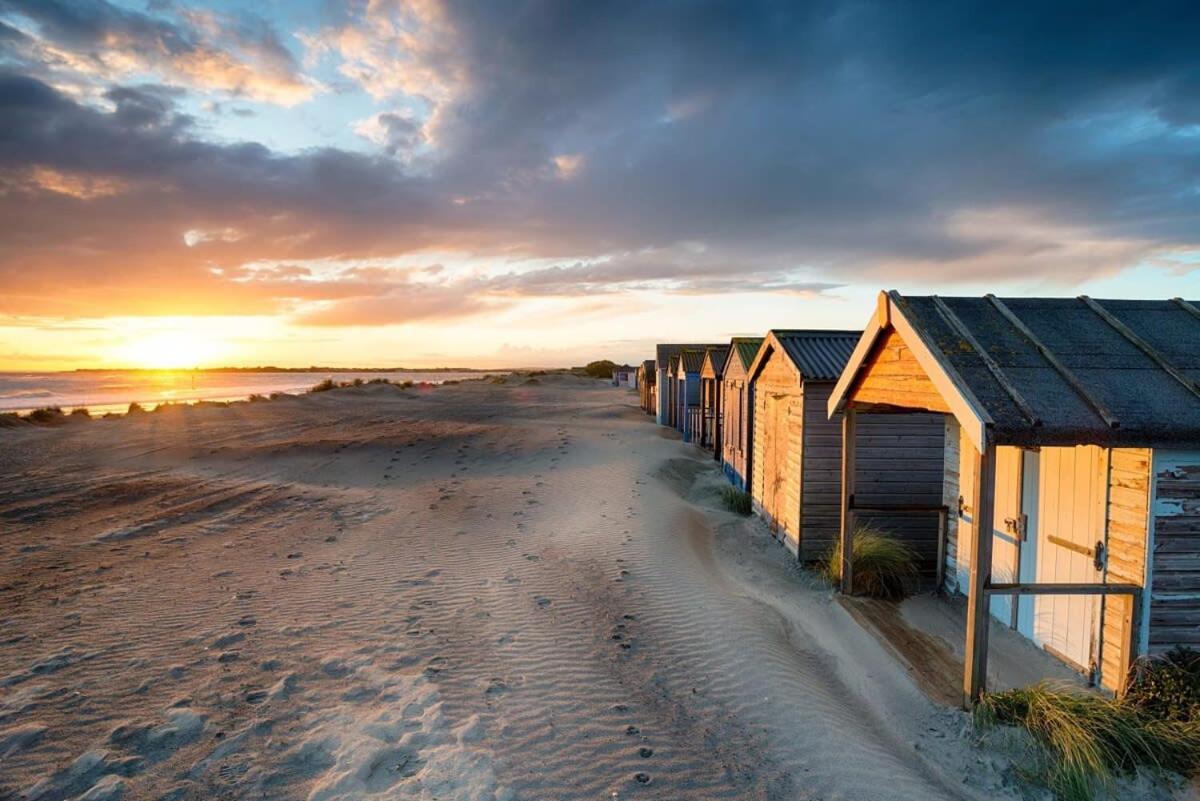 Sunny & Modern Near The Beach & Village W Parking East Wittering Zewnętrze zdjęcie